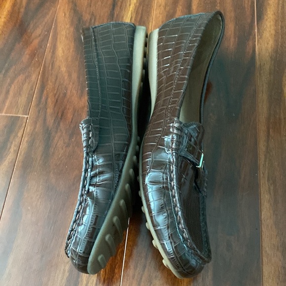 GIANI BERNINI Dailyn Memory Foam Loafers 9.5M Q-13 - Picture 4 of 6